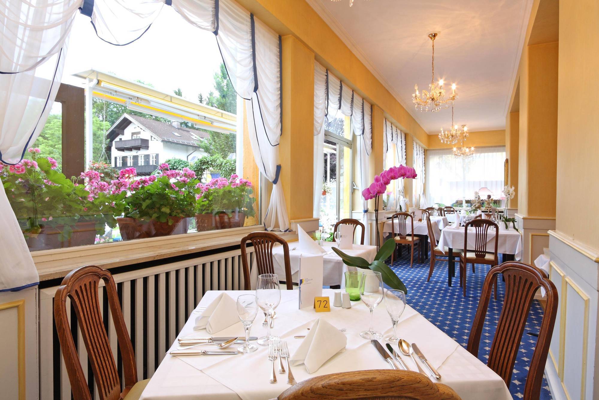 Wittelsbacher Hof Swiss Quality Hotel Гармиш-Партенкирхен Ресторант снимка