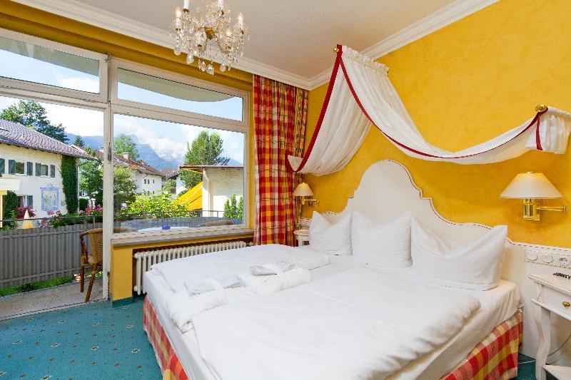 Wittelsbacher Hof Swiss Quality Hotel Гармиш-Партенкирхен Стая снимка